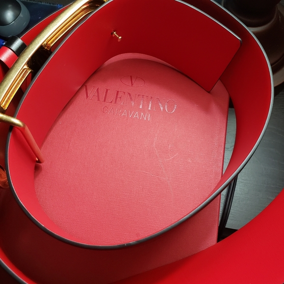 Authentic Valentino Belt - Picture 5 of 6